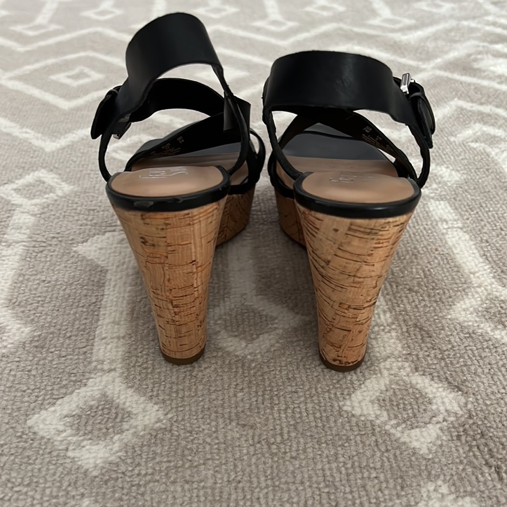 Franco Sarto Stallion Wedges - Picture 3 of 5